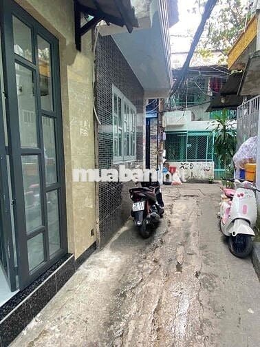 Bán nhà Phan Văn Trị, 23m2, 2 Tầng, 2PN, cách Emart vài bước chân, TL