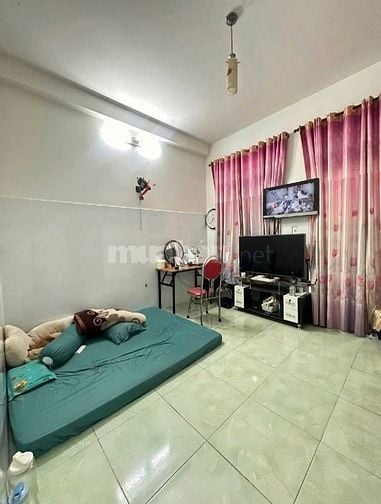 BÁN NHÀ HXH ĐINH BỘ LĨNH GIÁ NGỘP 1 TRỆT 1 LẦU ST 