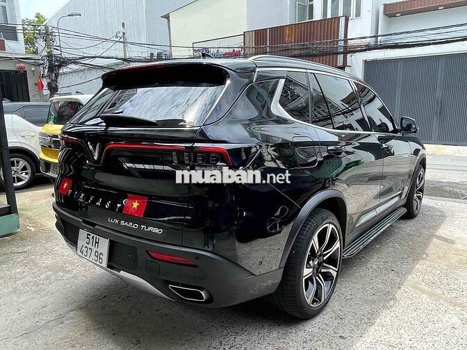 Vinfast Lux SA Premium 2020 - Một bầu trời option
