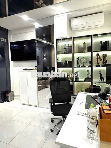 Cho Thuê Nhà Đường Nguyễn Hữu Cảnh, Bình Thạnh ( Hầm Xe, Nhà Đẹp )