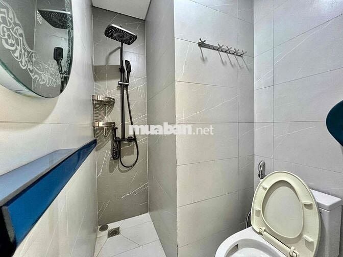 Căn Hộ Penhuose Tách Bếp Thang Máy Full NT Ngay Sân Vận Động Phú Thọ