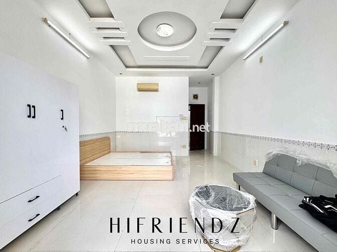 STUDIO BAN CÔNG NỘI THẤT ĐẦY ĐỦ GẦN VHU, ĐẦM SEN