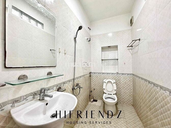 STUDIO BAN CÔNG NỘI THẤT ĐẦY ĐỦ GẦN VHU, ĐẦM SEN
