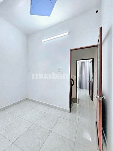 🔥🔥🔥Nhà bán sổ hồng 2 lầu hẻm xe hơi. Gần Phú Mỹ Hưng quận 7🔥🔥🔥