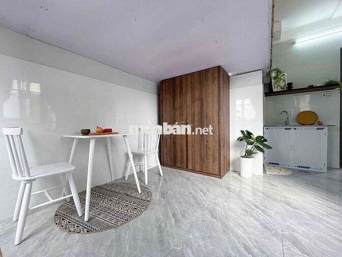 🔝🏠Cho thuê căn duplex cửa sổ lớn, ở được 4 người, Free xe, gần Hutech