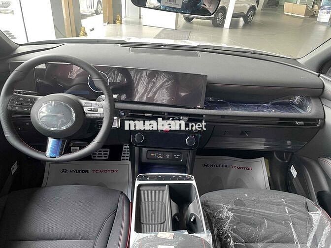 Hyundai Tucson N-line 1.6 Turbo xả kho chạy ngâu