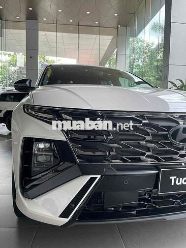 Hyundai Tucson N-line 1.6 Turbo xả kho chạy ngâu