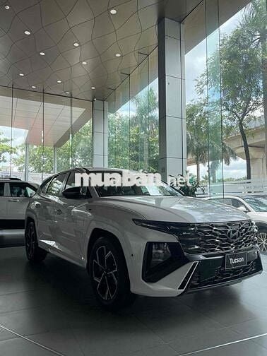 Hyundai Tucson N-line 1.6 Turbo xả kho chạy ngâu
