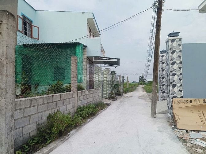 Chính chủ bán đất thổ cư 100m2