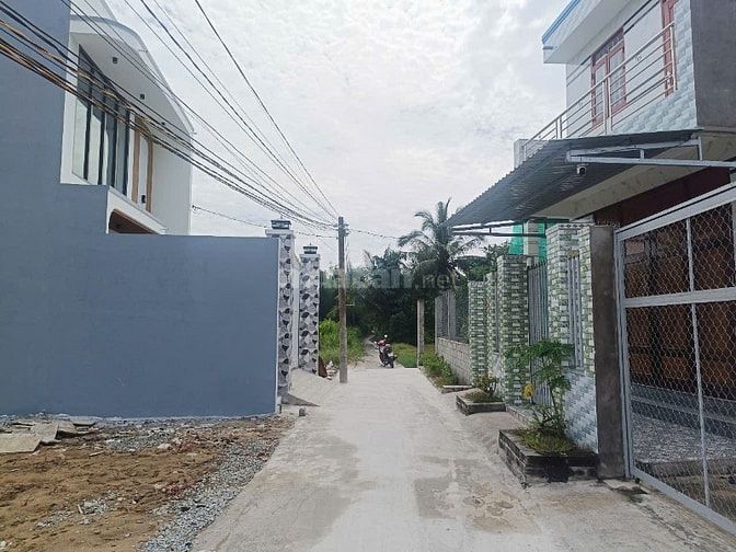 Chính chủ bán đất thổ cư 100m2