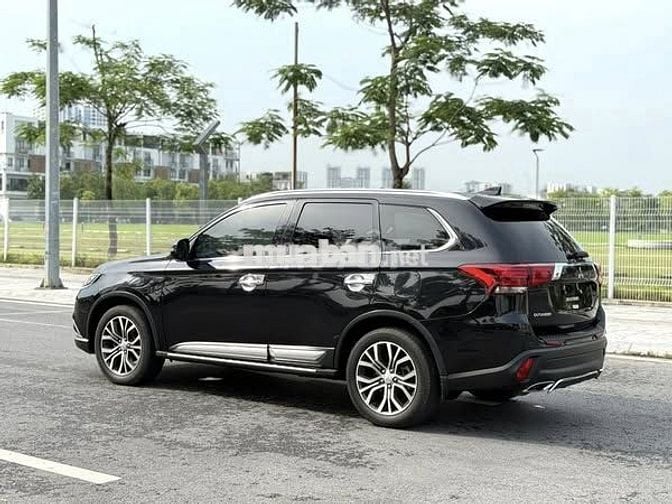 Mitsubishi Outlander 2019 2.4 premium bản đặc biệt