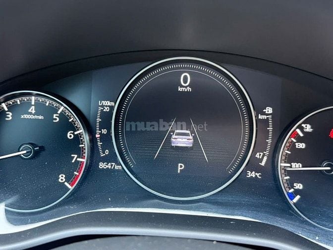 Cần bán Mazda3 1.5Luxury 2024 mói chạy 8000km mới keng