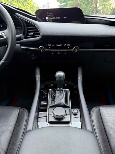 Cần bán Mazda3 1.5Luxury 2024 mói chạy 8000km mới keng