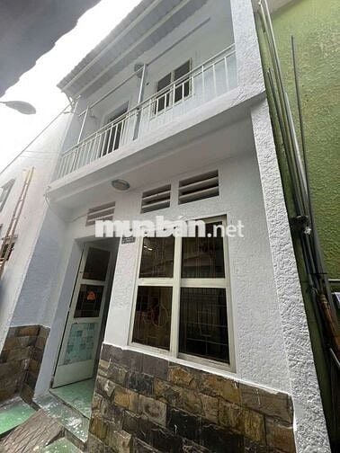 Bán căn nhà phường thới an - Q12 . DT 5,5 X 4,5 đúc 1 lầu . giá 2,590