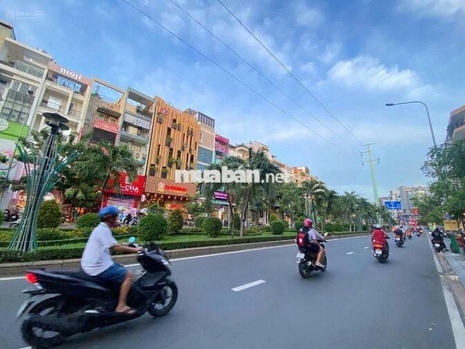 Cho Thuê Mặt Tiền Phan Xích Long Phường 3 Quận Bình Thạnh 7x14 6Tầng