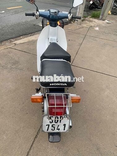 cần bán xe HON DA cub tum 70/cc có đề  siêu bền