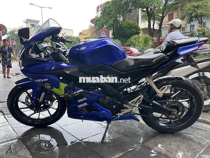 Cầm đồ thanh lý xe R15 V3 đk năm 2019 mầu xanh