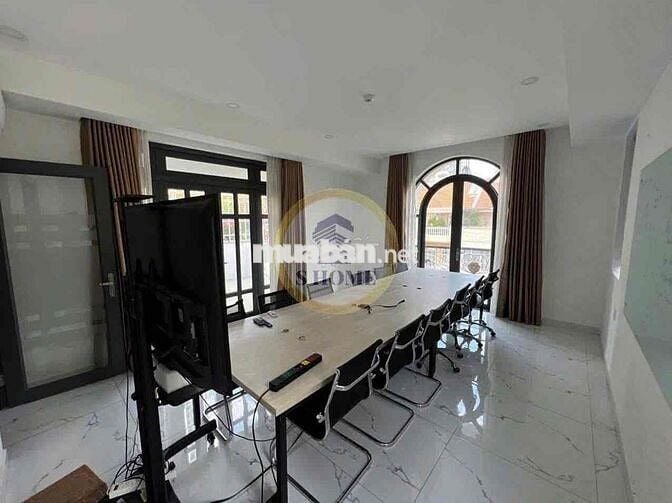 [CHO THUÊ] BIỆT THỰ HIM LAM, QUẬN 7. GIÁ 79tr DTSD 1000m2 ĐANG TRỐNG.