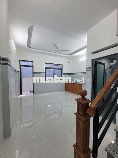 NHÀ MỚI 100% KHU VỰC AN NINH GẦN CHỢ TRƯỜNG HỌC GIÁP TÂN BÌNH