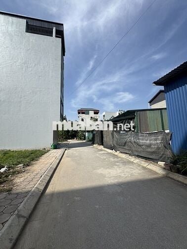 Bán gấp đất đấu giá Đại Áng ô tô ,phân lô vỉa hè ,giá 6.9 tỷ