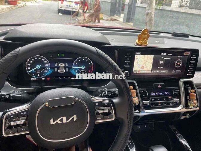 BÁN XE KIA SORENTO 2022 - BẢN XĂNG - ODO 24.00KM