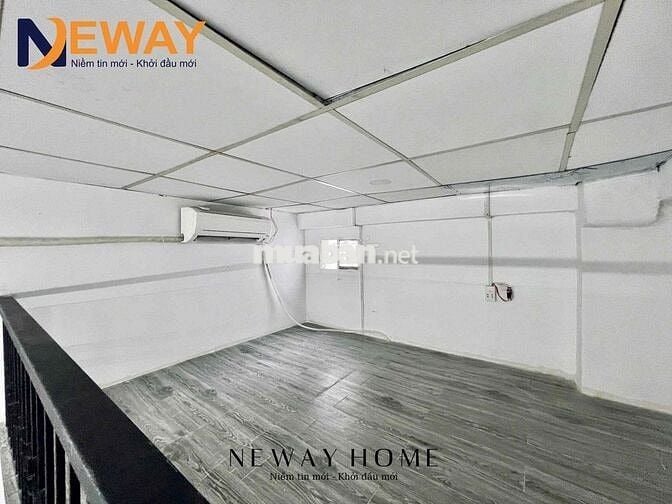 KHAI TRƯƠNG DUPLEX GÁC CAO CỬA SỔ TRỜI CÁCH HUIT - VHU 10P DI CHUYỂN