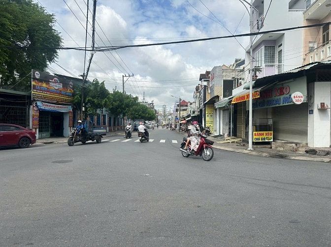 Chủ kẹt bank bán gấp (8x18.7)148.4m2 đất đẹp trung tâm TP Thuận An 