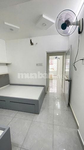 Cho thuê nhà hẻm 1.5m(XM) Trần Đình Xu, P.N.C.Trinh, Q.1 giá 10tr