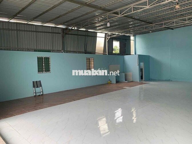 cho thuê 240mv kho xưởng 1/ Tô Ngọc Vân Q12 - Giá: 14tr/th