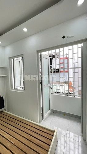 Cho thuê nhà hẻm 1.5m(XM) Trần Đình Xu, P.N.C.Trinh, Q.1 giá 10tr