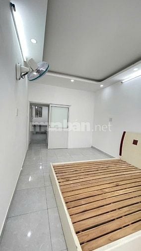 Cho thuê nhà hẻm 1.5m(XM) Trần Đình Xu, P.N.C.Trinh, Q.1 giá 10tr