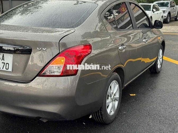 Nissan Sunny 2016 1.5 XV SE - 120000 km