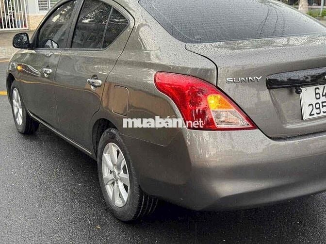 Nissan Sunny 2016 1.5 XV SE - 120000 km