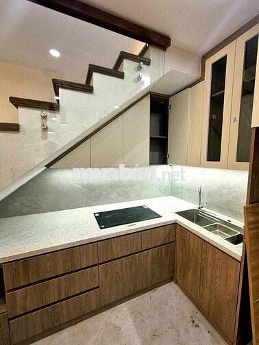 BÁN NHANH CĂN HỘ TẬP THỂ PHỐ ĐẠI LA – 2 TẦNG RỘNG 100M² ,FULL NỘI THẤT