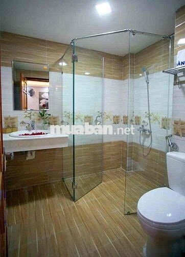 Khách Sạn 8 tầng đường Đinh Tiên Hoàng, TTTP Nha Trang