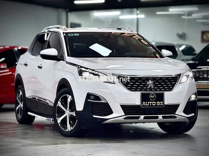 Peugeot 3008 Allure 1.6 AT Turbo- 25000 km