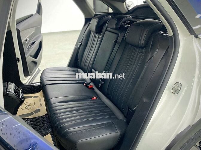 Peugeot 3008 Allure 1.6 AT Turbo- 25000 km