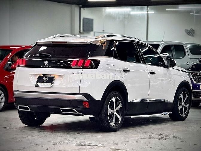 Peugeot 3008 Allure 1.6 AT Turbo- 25000 km