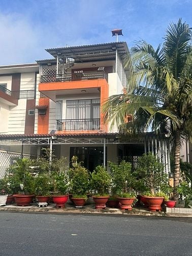 Biệt Thự 10x15m siêu mới, siêu rẻ nhất khu vực Bến Lức