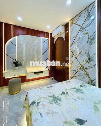 Bán căn nhà mới-3 lầu-4phòng ngủ-đường huỳnh văn nghệ-p15-tân bình