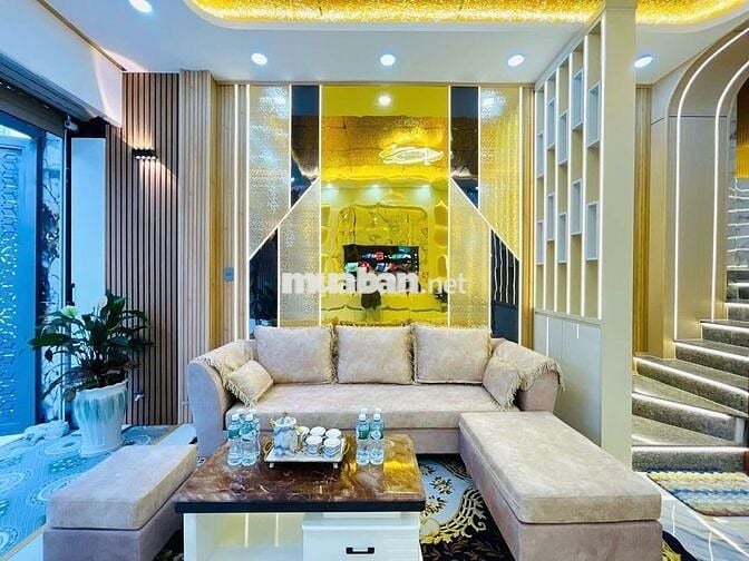 Bán căn nhà mới-3 lầu-4phòng ngủ-đường huỳnh văn nghệ-p15-tân bình