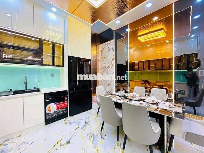 Bán căn nhà mới-3 lầu-4phòng ngủ-đường huỳnh văn nghệ-p15-tân bình