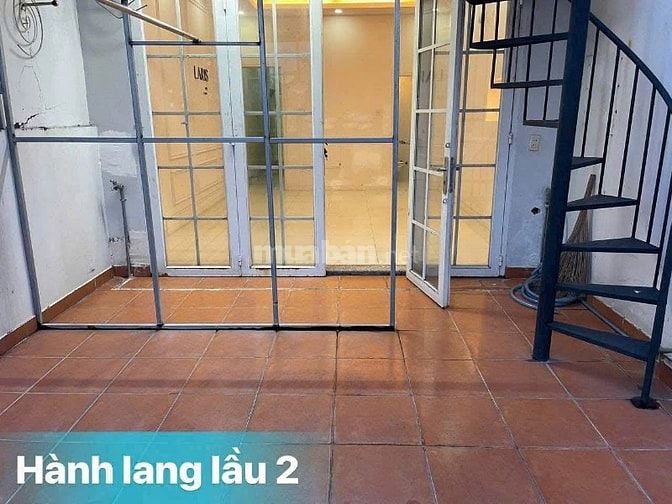 Cho thuê nhà hẻm 6m(XH) Nguyễn Đình Chiểu, P.4, Q.3 giá 15tr