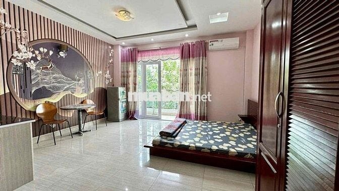 CĂN HỘ BAN CÔNG SIÊU RỘNG FULL NỘI THẤT CUỐI DƯƠNG BÁ TRẠC Q8