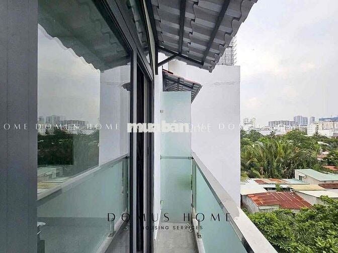 Phòng ban công,mới 100%-Đặng Thuỳ Trâm,Bình Thạnh đối diện ĐH Văn Lang