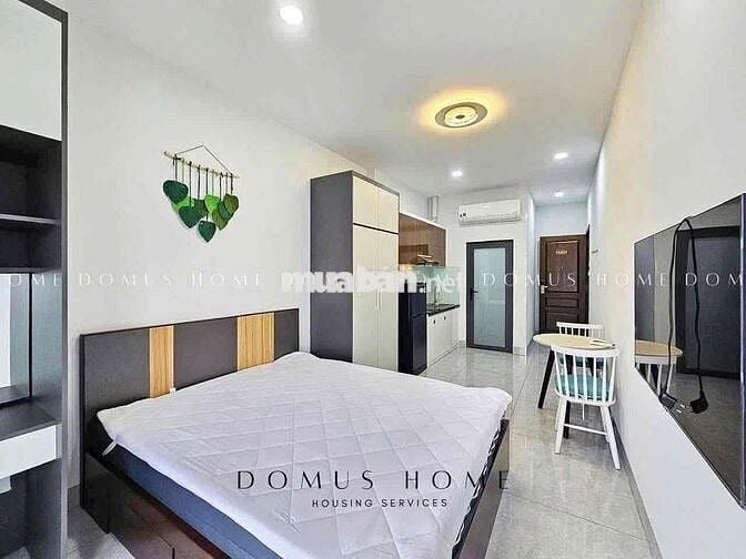 Phòng ban công,mới 100%-Đặng Thuỳ Trâm,Bình Thạnh đối diện ĐH Văn Lang
