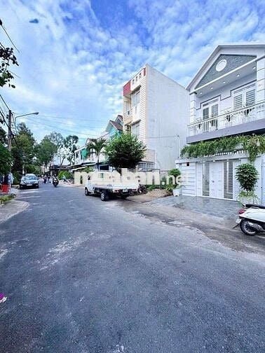 Chính chủ cần bán gấp căn nhà 1trệt 1lầu giá 970triệu