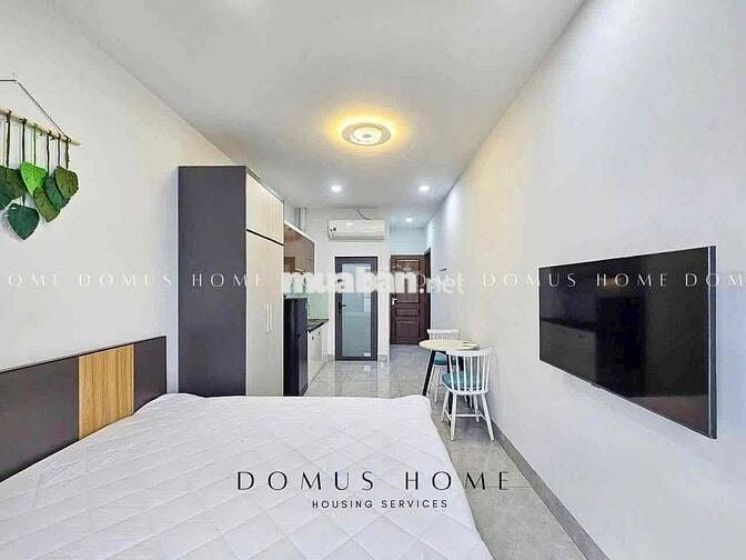 Phòng ban công,mới 100%-Đặng Thuỳ Trâm,Bình Thạnh đối diện ĐH Văn Lang