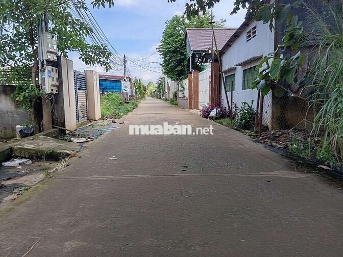 Đất thổ cư, gần khu du lịch núi Chứa Chan
