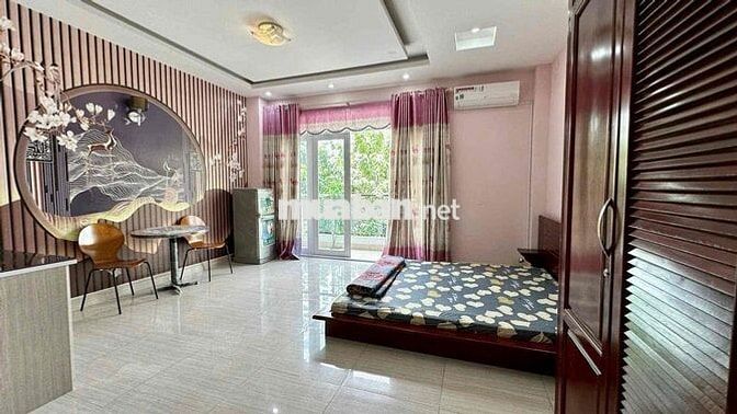 CĂN HỘ BAN CÔNG SIÊU RỘNG FULL NỘI THẤT CUỐI DƯƠNG BÁ TRẠC Q8